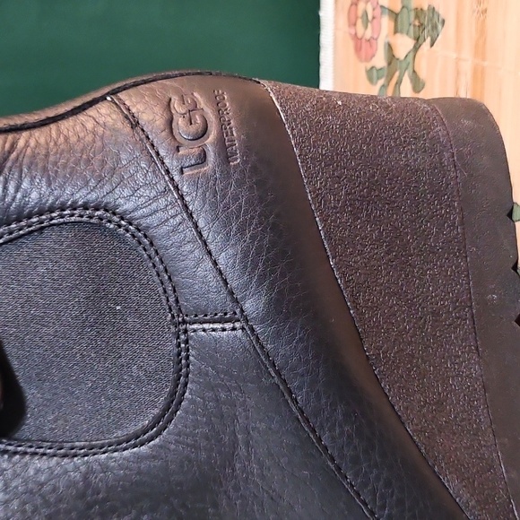 Ugg Arleta Wedge Bootie - Picture 3 of 5